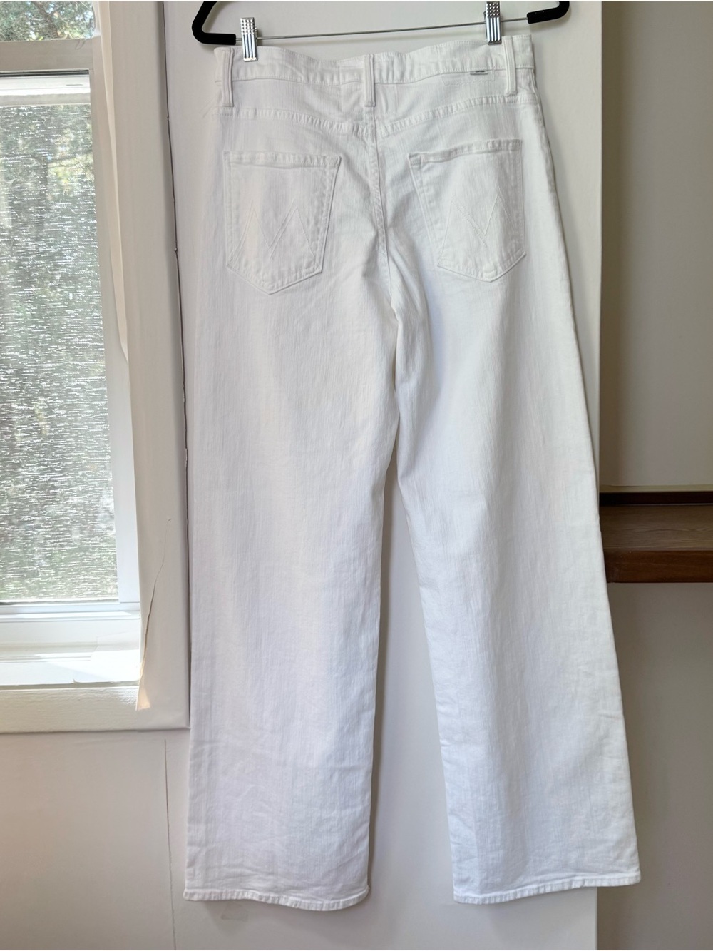 MOTHER Superior The Spinner Sneak Wide-Leg Jeans in Totally Innocent White 28 - Picture 7 of 16